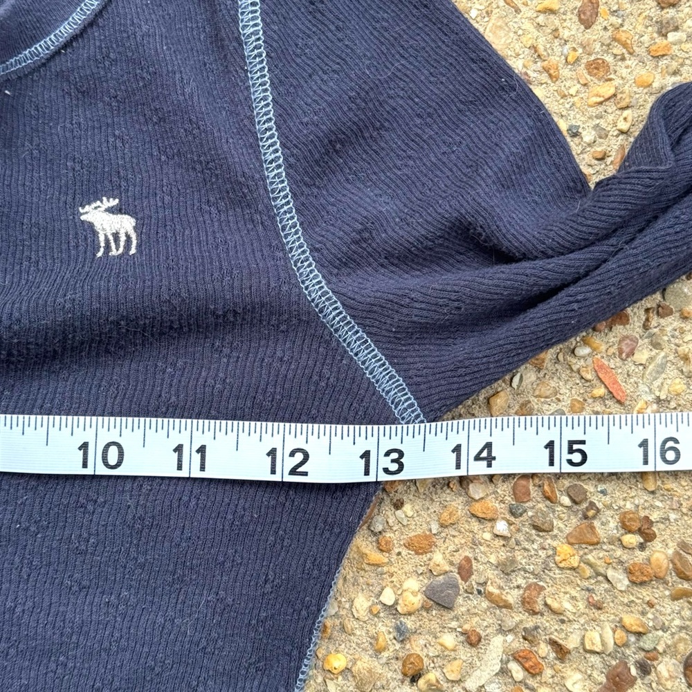 Abercrombie Y2K Ribbed Henley Elena Gilbert Bella Swan Navy Blue Top Size S - Picture 4 of 11